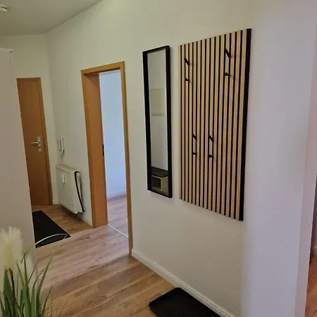 Sonnen Mit Balkon, 2 Schlafzimmer Und Mehr * Chemnitz