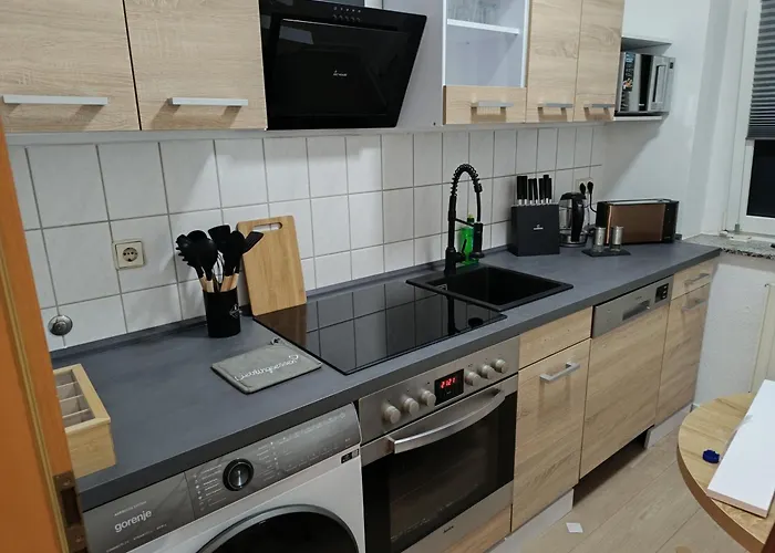 Sonnen Mit Balkon, 2 Schlafzimmer Und Mehr شقة *