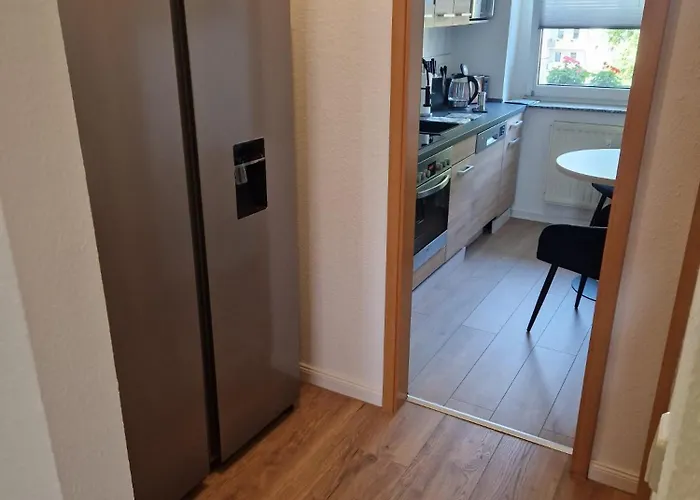 Sonnen Mit Balkon, 2 Schlafzimmer Und Mehr