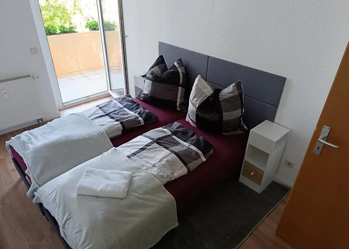 Sonnen Mit Balkon, 2 Schlafzimmer Und Mehr شقة شيمنيتز
